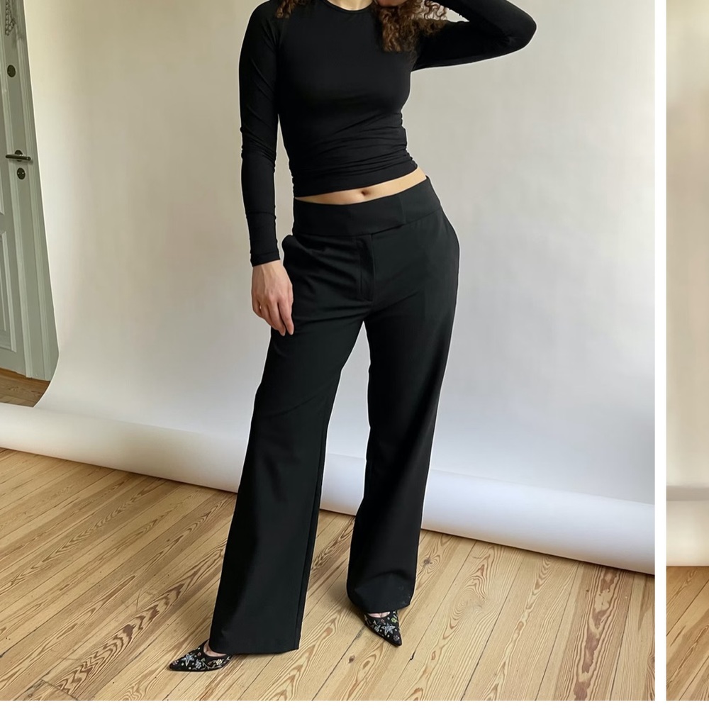 Djerf Avenue Day to Day Pant size Medium